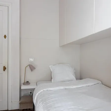 Veeve - The Arbour Paris